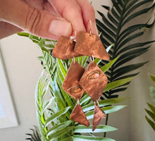 Load image into Gallery viewer, A Touch of Coral