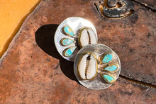 Load image into Gallery viewer, Cowrie and Six Kisses
