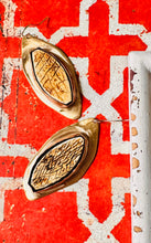 Load image into Gallery viewer, Horn Surf
