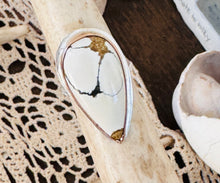 Load image into Gallery viewer, Ivory 1
