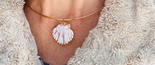 Load image into Gallery viewer, Shell Choker 3
