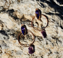 Load image into Gallery viewer, Dahlia Wampum Hoop

