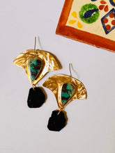 Load image into Gallery viewer, Azurite/Black Tourmaline
